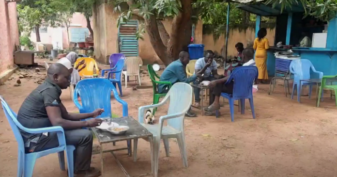 Restaurant « Tantie Sanou » : une chance pour les fonctionnaires | AIB