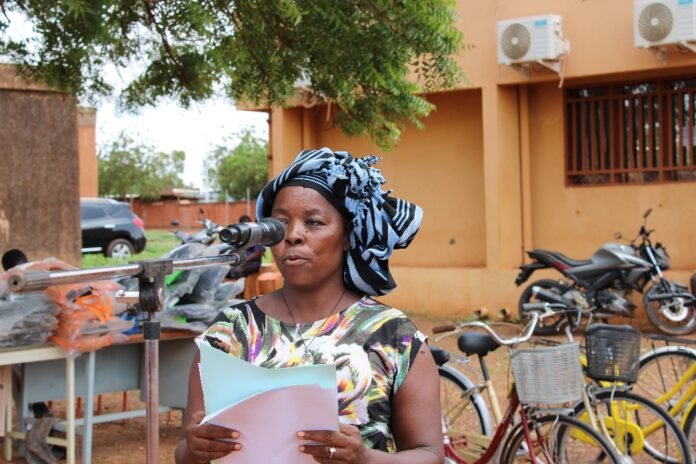 Sanmentenga: les CEB Barsalogho 1 et 2 célèbrent leurs meilleurs élèves et enseignants | AIB