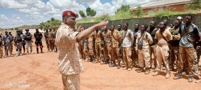 Djibo: le chef d’Etat-major général adjoint des armées à l’écoute des Forces vives | AIB