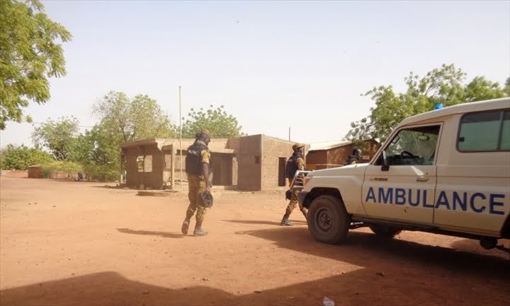 Les ambulances, corbillards, véhicules diplomatiques et autres à l’entrée de Ouagadougou désormais soumis au contrôle policier | AIB