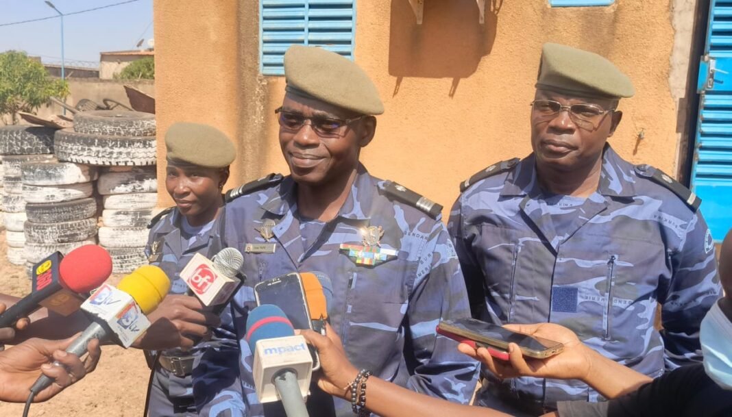 Ouagadougou/Yagma : 13 présumés délinquants spécialisés dans le braquage et le vol à main armée arrêtés